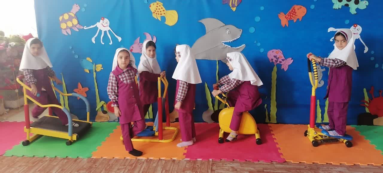 پیش دبستانی حکمت با 20 سال سابقه